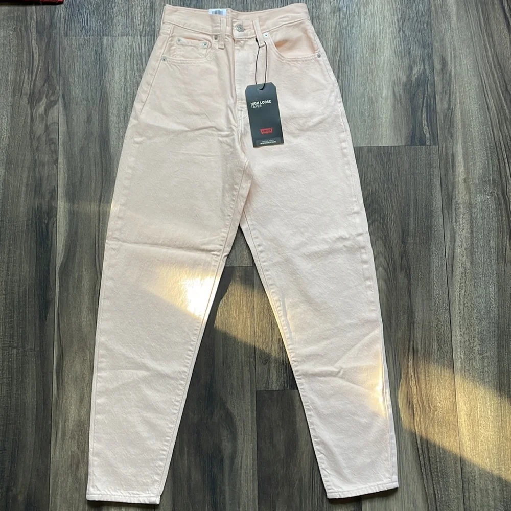 Levi's High Rise Loose Taper Jeans Light peach Denim Brand new - Picture 2 of 11